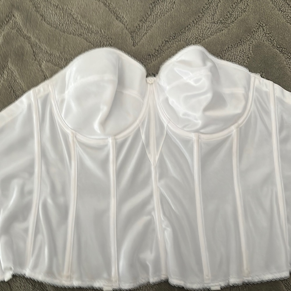 Dominique bustier white
